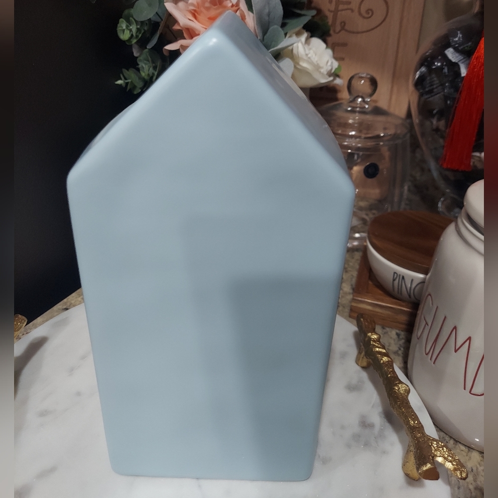 COPY - Rae Dunn Vase - Picture 2 of 4
